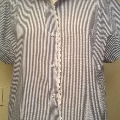 Chemise longue en coton à rayures blanc et bleu