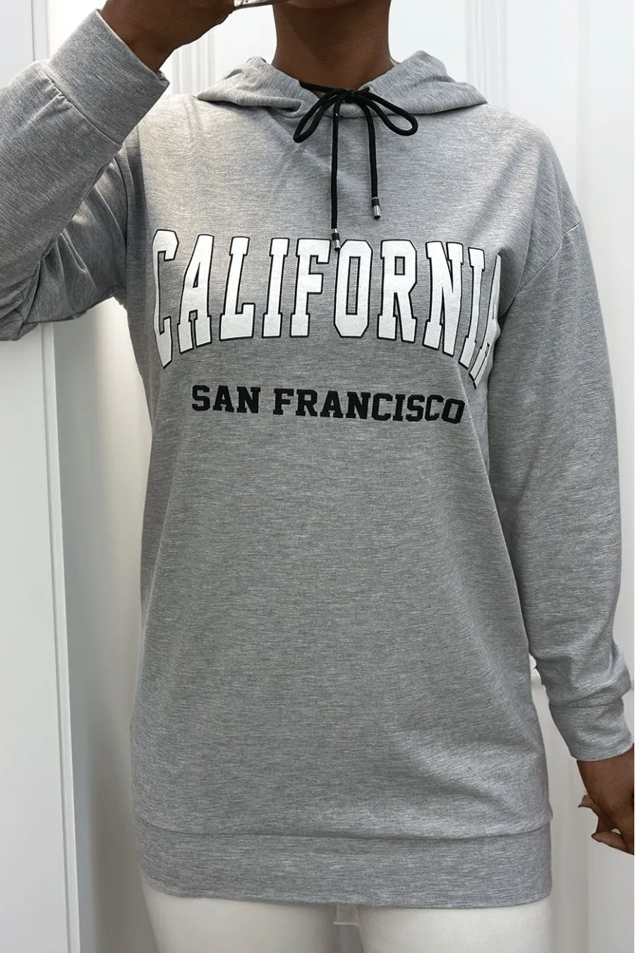Sweat à capuche gris avec écriture CALIFORNIA