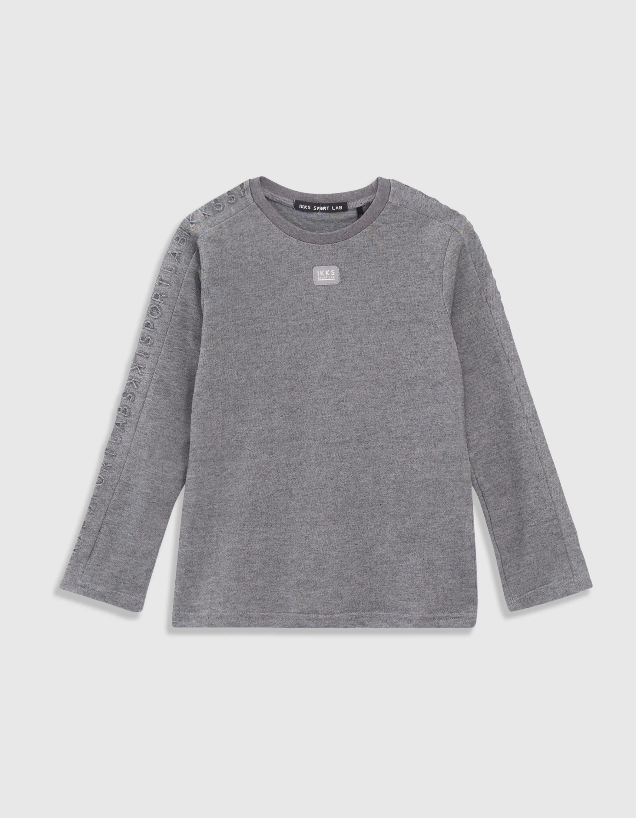 T-shirt sport gris typo embossée manches garçon 